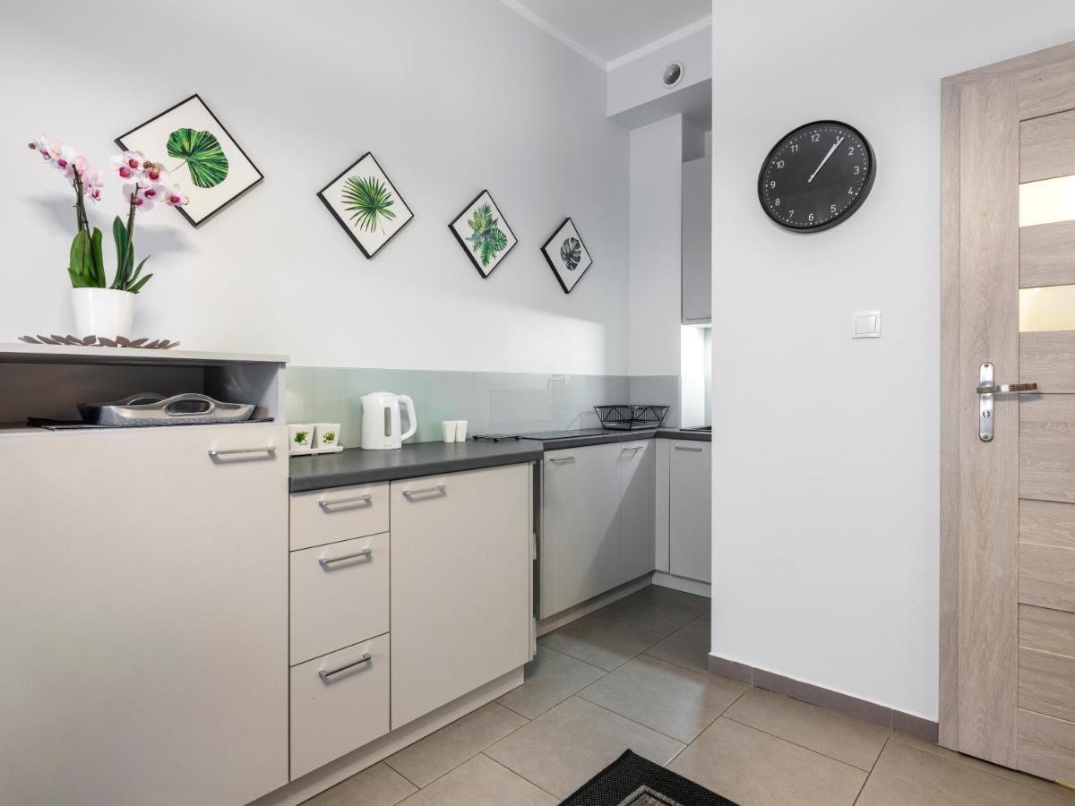 Cracwow Apartment Krasków Exterior foto